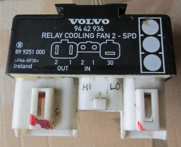 Volvo fan relay